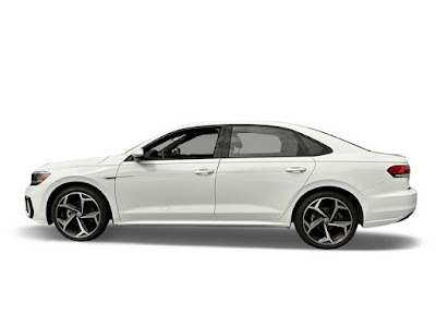 2022 Volkswagen Passat 2.0T R-Line