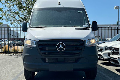 2024 Mercedes-Benz Sprinter 2500 Cargo 170 WB