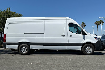 2024 Mercedes-Benz Sprinter 2500 Cargo 170 WB