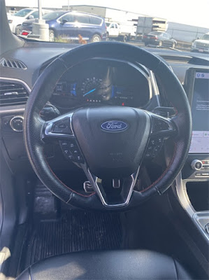 2022 Ford Edge ST Line