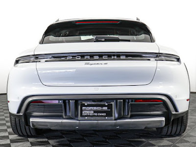 2024 Porsche Taycan 4