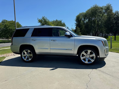 2017 Cadillac Escalade Premium Luxury