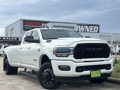 2022 RAM 3500 Laramie