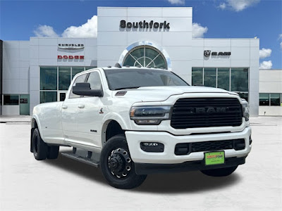 2022 RAM 3500 Laramie