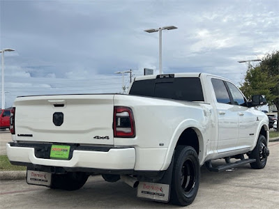 2022 RAM 3500 Laramie