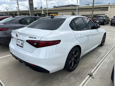 2021 Alfa Romeo Giulia Ti Sport