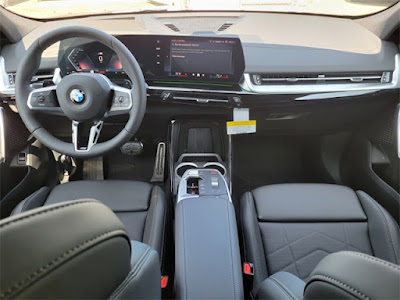 2025 BMW X2 xDrive28i