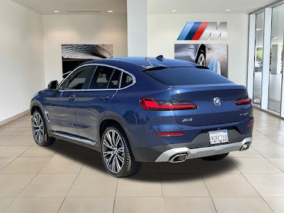 2024 BMW X4 xDrive30i