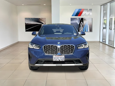 2024 BMW X4 xDrive30i