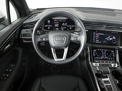 2024 Audi Q7 Premium Plus