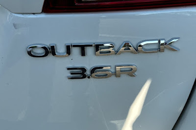 2018 Subaru Outback Touring