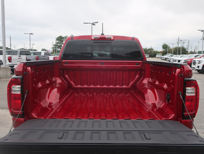 2024 GMC Canyon 4WD AT4