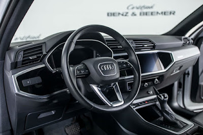 2022 Audi Q3 Premium