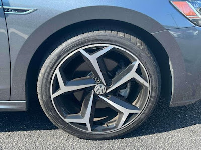 2021 Volkswagen Passat 2.0T R-Line