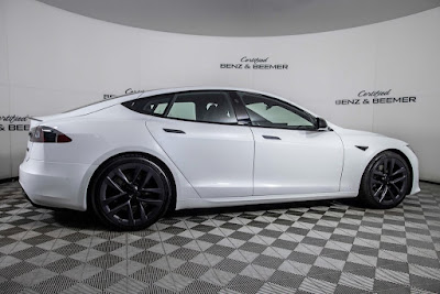 2021 Tesla Model S Plaid