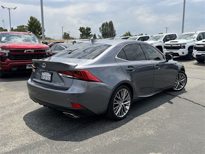 2018 Lexus IS 300