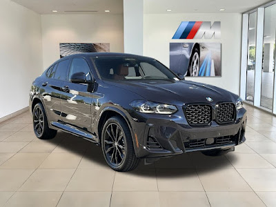 2025 BMW X4 xDrive30i