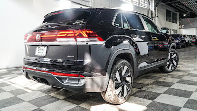 2024 Volkswagen Atlas Cross Sport 2.0T SE w/Technology