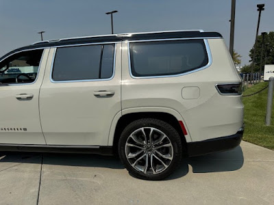 2022 Jeep Grand Wagoneer Series III