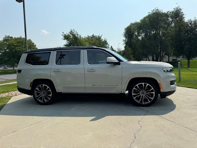 2022 Jeep Grand Wagoneer Series III