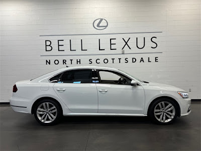 2018 Volkswagen Passat 2.0T SE