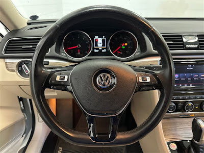 2018 Volkswagen Passat 2.0T SE