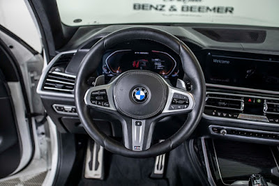 2020 BMW X7 M50i