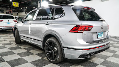 2024 Volkswagen Tiguan 2.0T SE R-Line Black