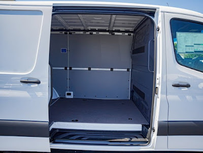 2025 Mercedes-Benz Sprinter Cargo Van