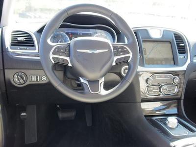 2015 Chrysler 300 Series Limited Sedan