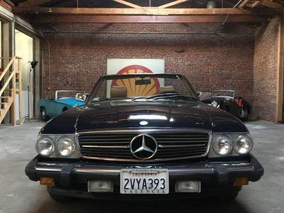 1987 Mercedes-Benz 560-Class