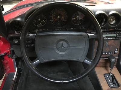 1986 Mercedes-Benz 560-Class