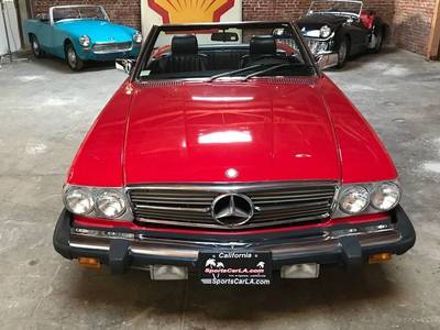 1986 Mercedes-Benz 560-Class