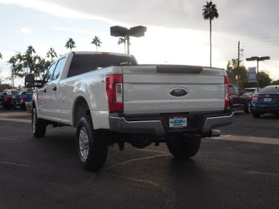 2017 Ford Super Duty F-250 SRW Lariat