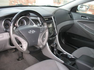 2013 Hyundai Sonata LOW MILES