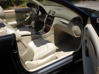 2005 Mercedes-Benz CLK320 Convertible